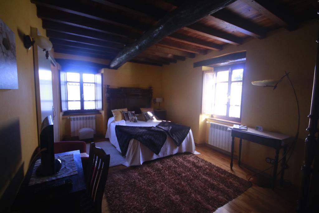 Os Tres Teixos Vendégház San Acisclo Kültér fotó